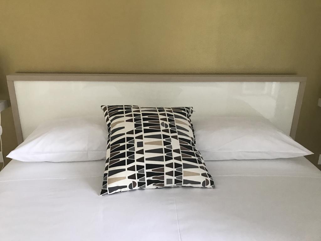 Nuovo Laghetto Del Frassino Hotel Peschiera del Garda Bagian luar foto