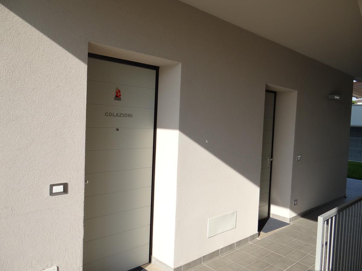 Nuovo Laghetto Del Frassino Hotel Peschiera del Garda Bagian luar foto