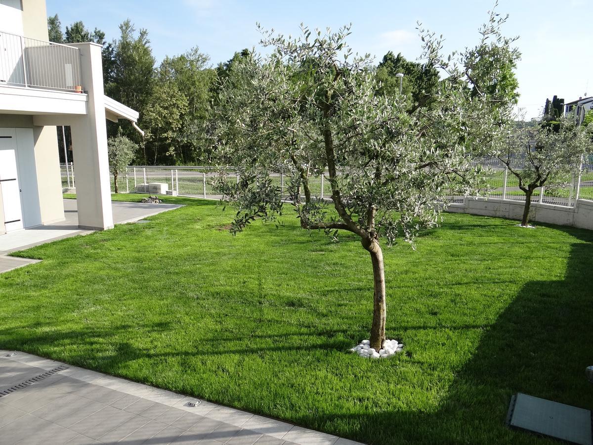 Nuovo Laghetto Del Frassino Hotel Peschiera del Garda Bagian luar foto