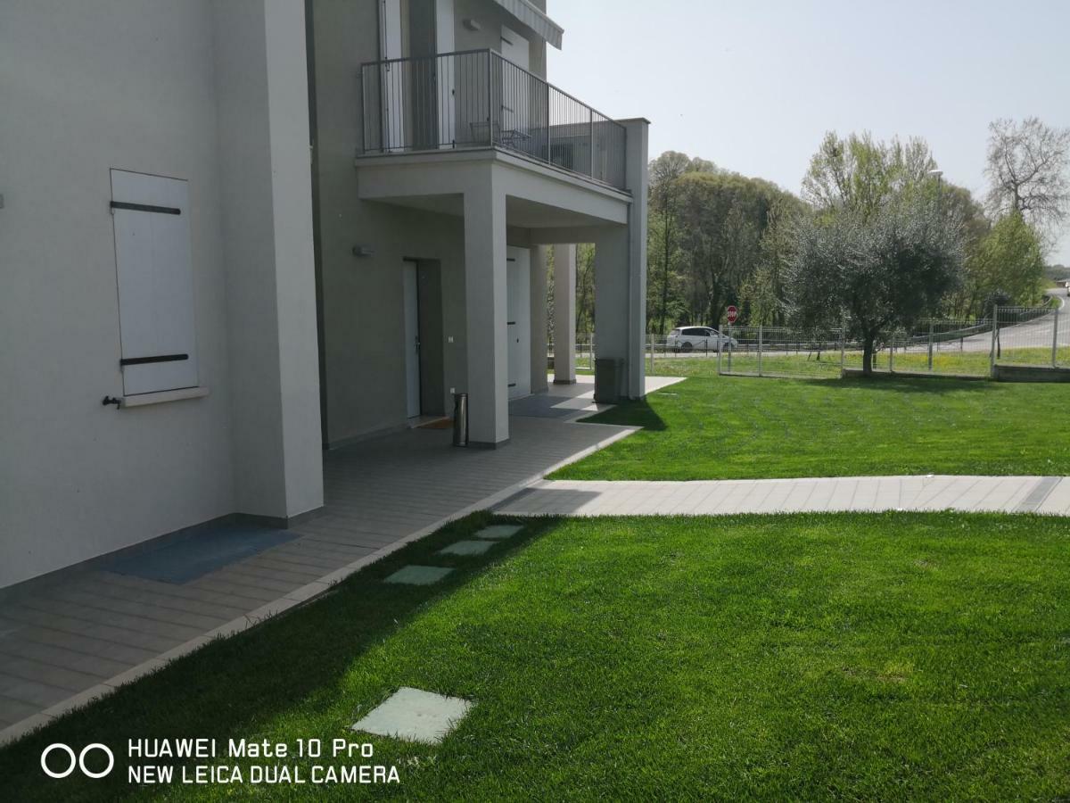 Nuovo Laghetto Del Frassino Hotel Peschiera del Garda Bagian luar foto