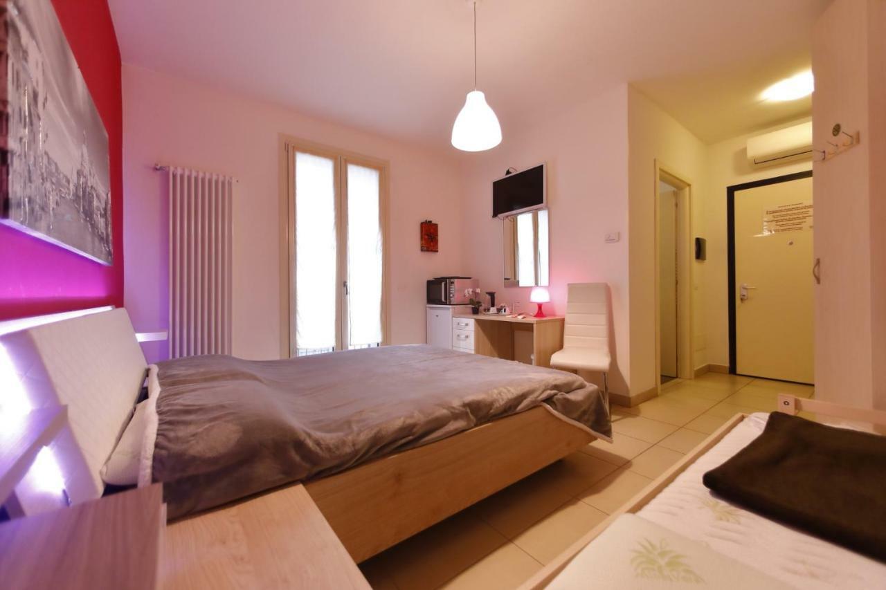 Nuovo Laghetto Del Frassino Hotel Peschiera del Garda Bagian luar foto