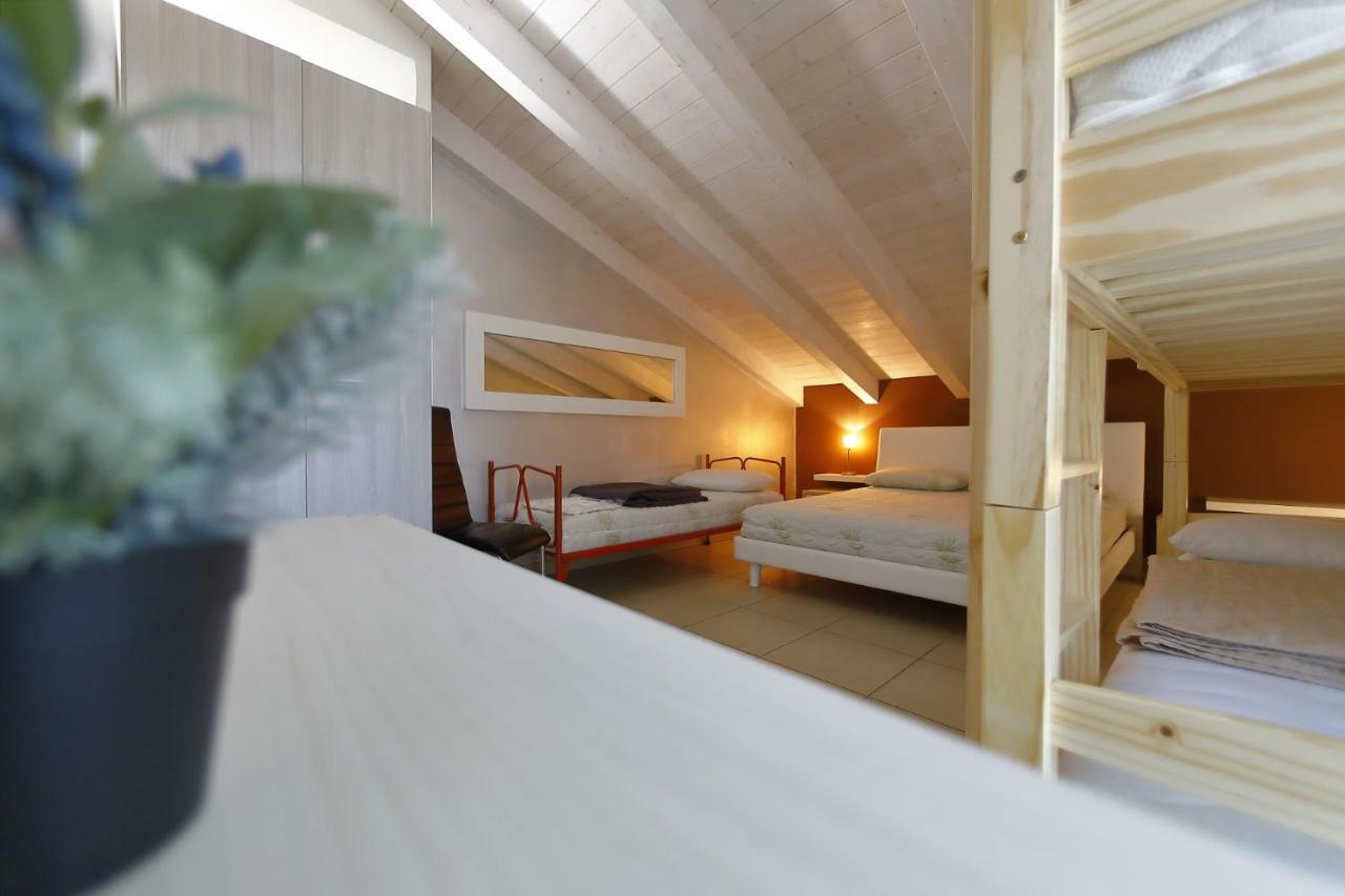 Nuovo Laghetto Del Frassino Hotel Peschiera del Garda Bagian luar foto