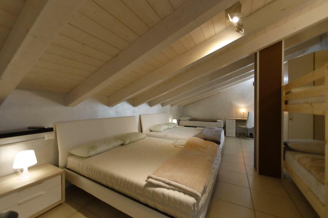Nuovo Laghetto Del Frassino Hotel Peschiera del Garda Bagian luar foto