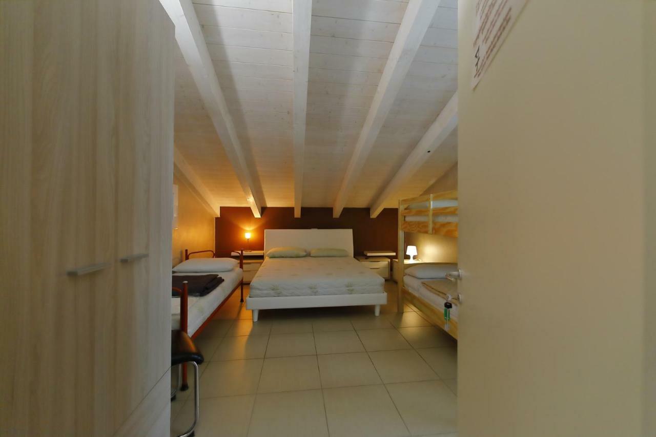 Nuovo Laghetto Del Frassino Hotel Peschiera del Garda Bagian luar foto
