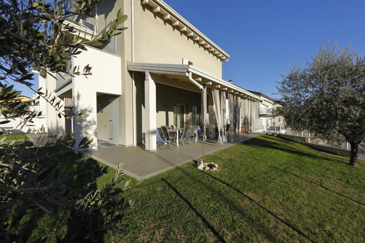 Nuovo Laghetto Del Frassino Hotel Peschiera del Garda Bagian luar foto