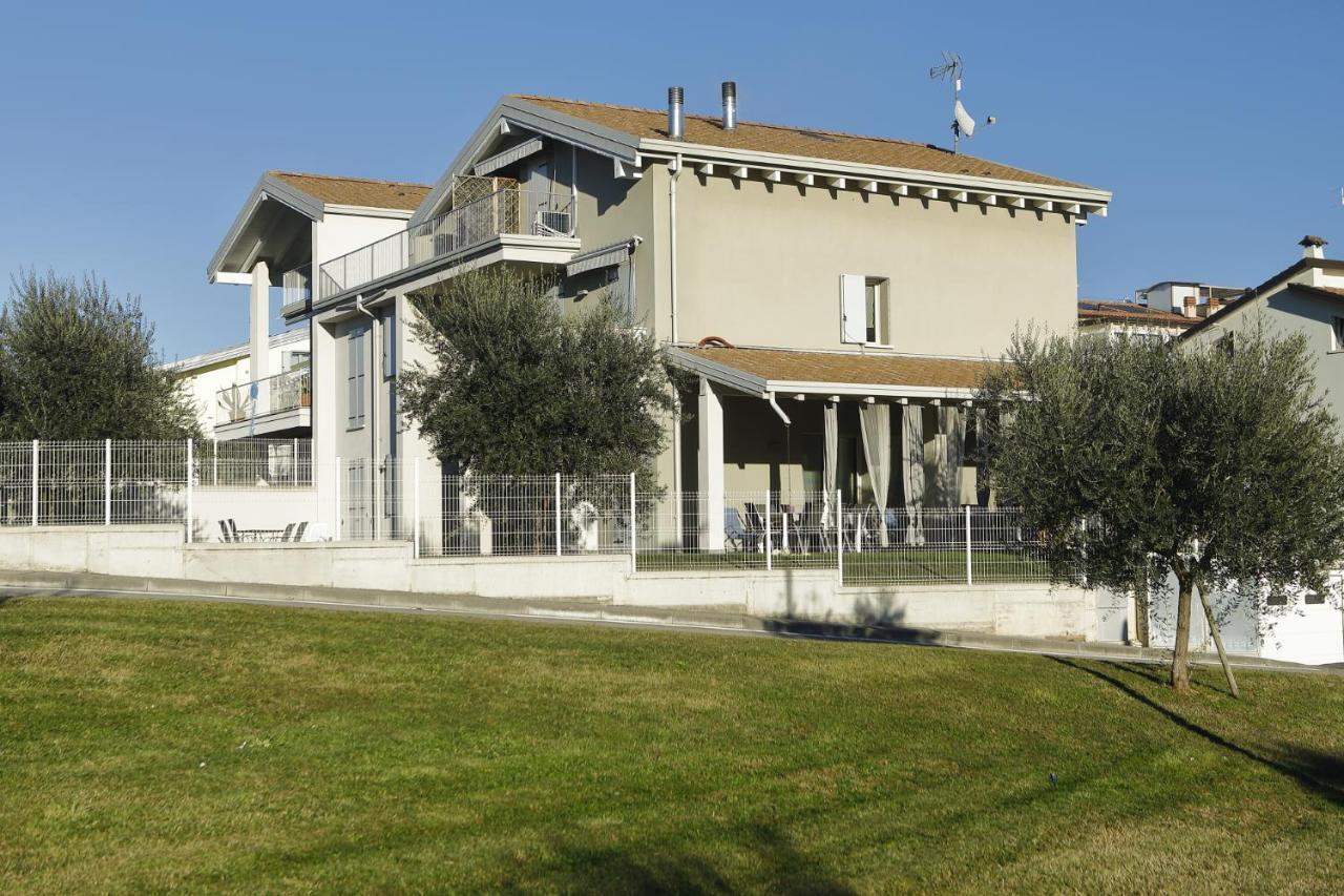 Nuovo Laghetto Del Frassino Hotel Peschiera del Garda Bagian luar foto