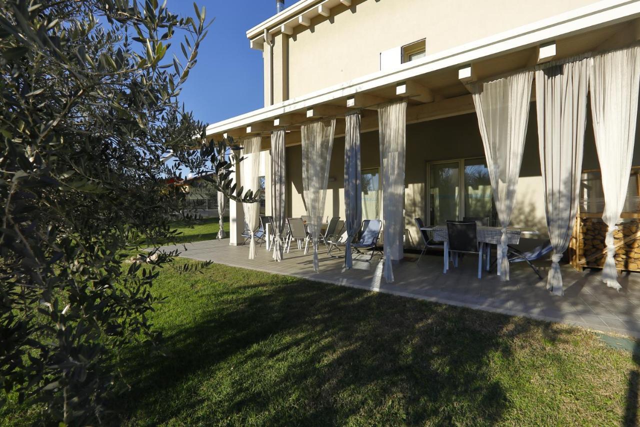Nuovo Laghetto Del Frassino Hotel Peschiera del Garda Bagian luar foto